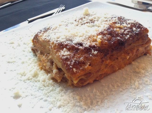 restaurant italian cluj lasagna