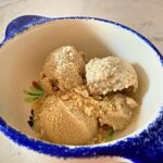 Înghețată vegană cu alune – rețetă fără zahăr – BucatariaNoastra.ro