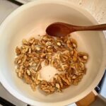 Pasul 1 - Pate de hribi – rețetă vegană - BucatariaNoastra.ro