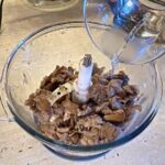 Pasul 6 - Pate de hribi – rețetă vegană - BucatariaNoastra.ro