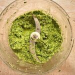 Sos pesto din rucola - Rețetă Pesto VEGAN - BucatariaNoastra.ro