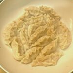 Dumplings rețetă – Colțunași chinezești cu legume - Galuste chinezesti reteta - BucatariaNoastra.ro